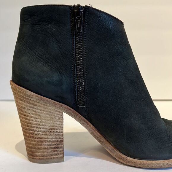 Vince Black Leather Heeled Ankle Booties Size 6.5 - Picture 8 of 14